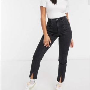 BRAND NEW ASOS Stradivarius Black Mom Jeans Size 4